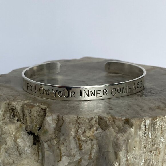 Sterling Silver 925 Stamped “Follow Your Inner Compass” Oval Cuff Bracelet 6.75" - Picture 2 of 16